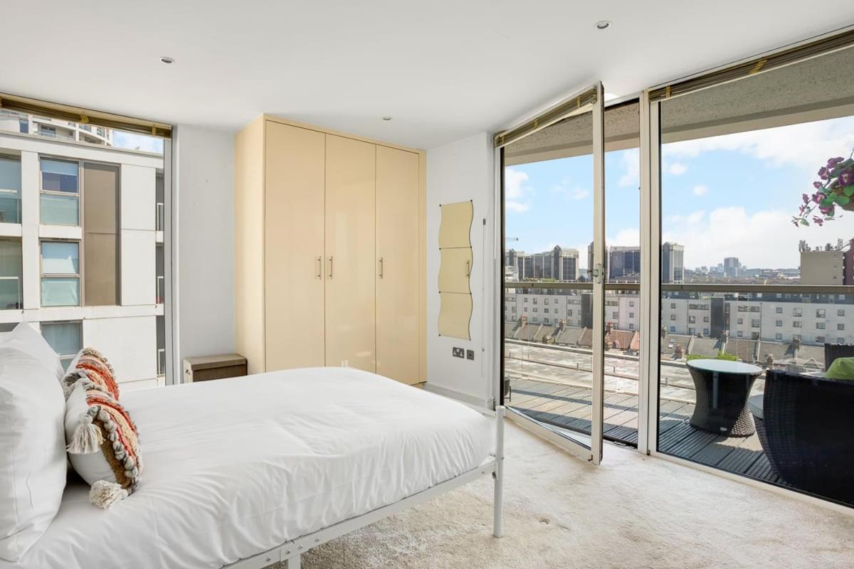 Panoramic 3-bed Oasis Apartment *